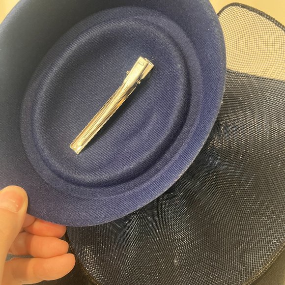 Vintage Navy 1920's style Hat clips to hair - Picture 2 of 3